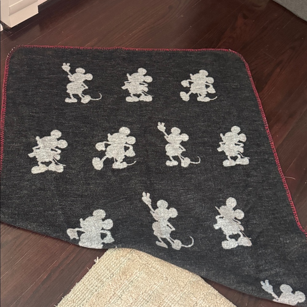 Mickey Mouse bundle - Picture 4 of 8